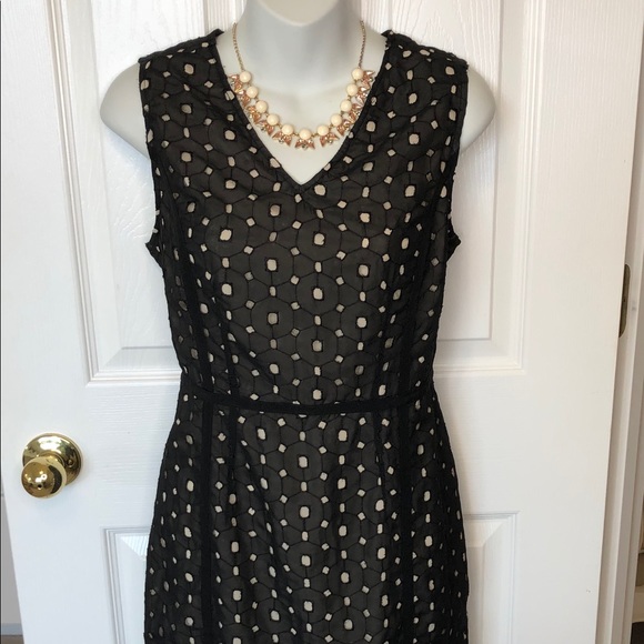 Black & Taupe Sleeveless Sheer Overlay Dress 8 knee Length for Work, Date night - Picture 7 of 8